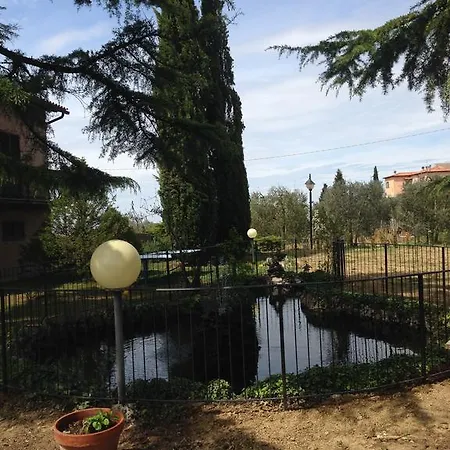 Farm stay Agriturismo Azienda Agricola La Roccaia